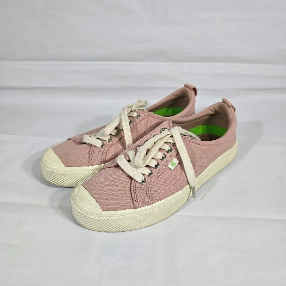 Cariuma Pink Canvas Sneakers Women Size 9.5 Lace Up Low Top Casual Eco Friendly